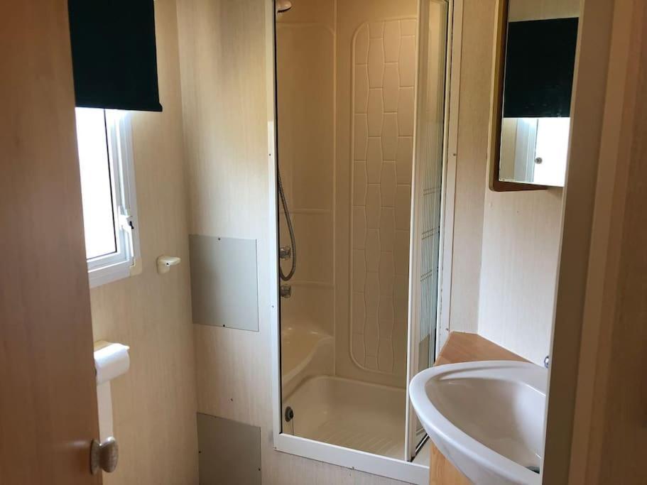 2 Bedroom Static Caravan Muirkirk Екстер'єр фото