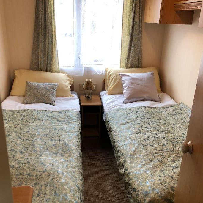 2 Bedroom Static Caravan Muirkirk Екстер'єр фото